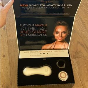Clarisonic Mia 2 brand new in box